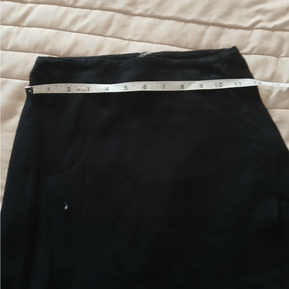 Forever 21 Black Pencil Skirt with Side Slit - Picture 5 of 6